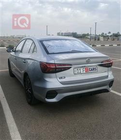 MG 5 Plus